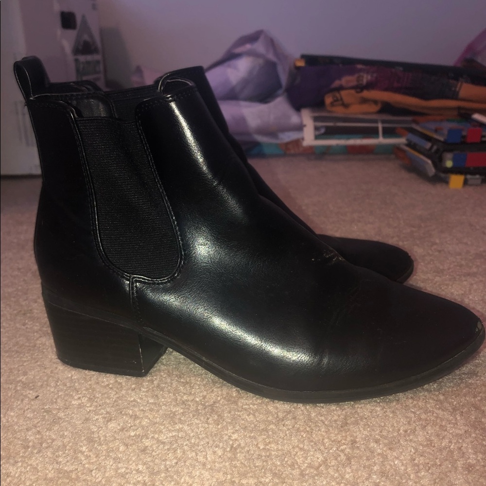 A New Day Ellie Chelsea Boots